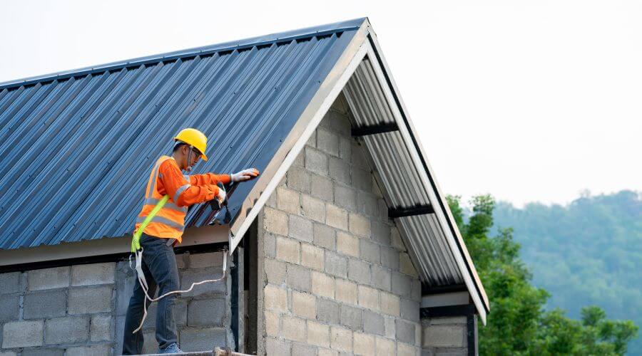 Professional residential roofers in Redlake, MN